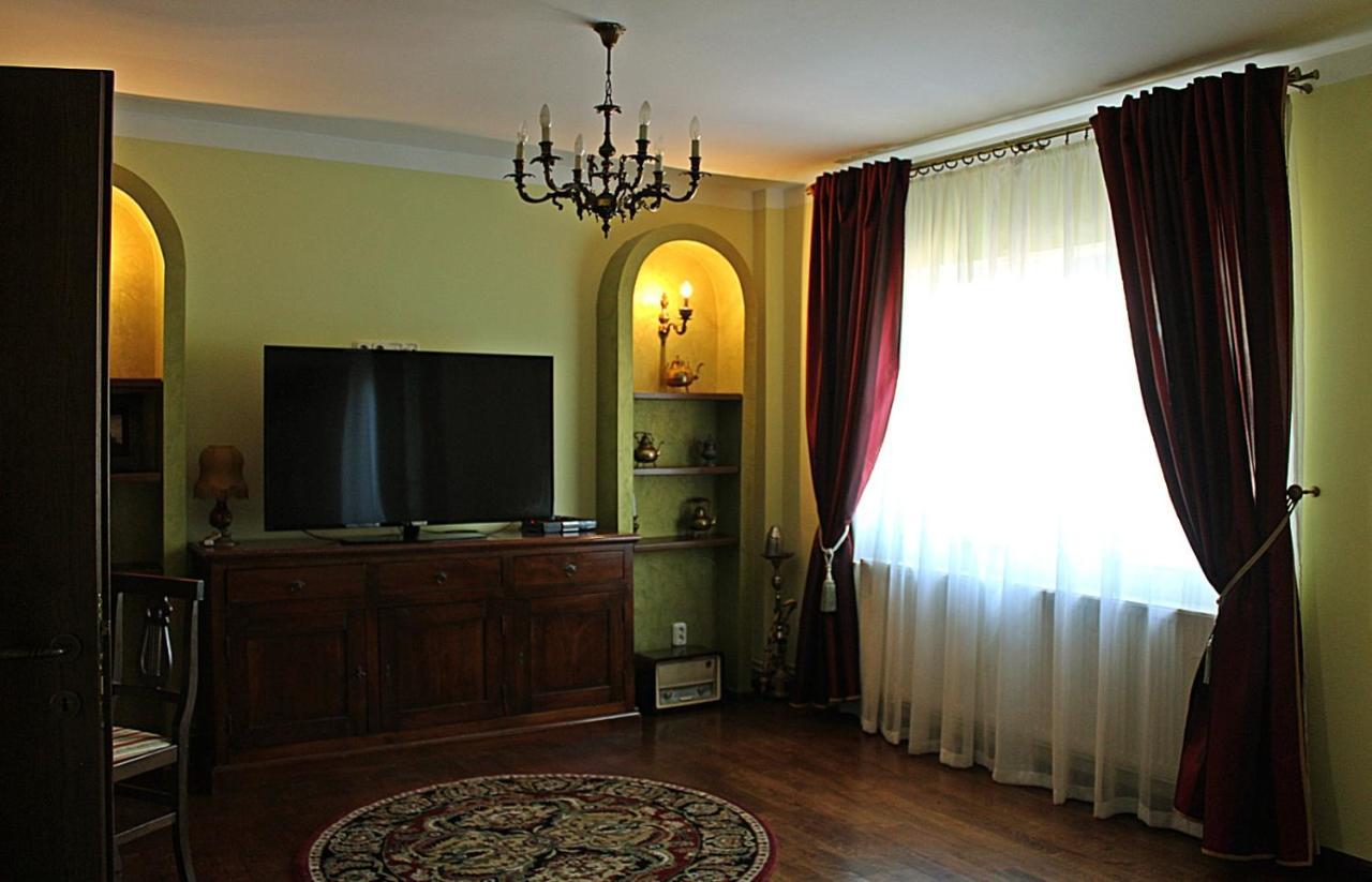 Antik Apartment Sibiu Bagian luar foto